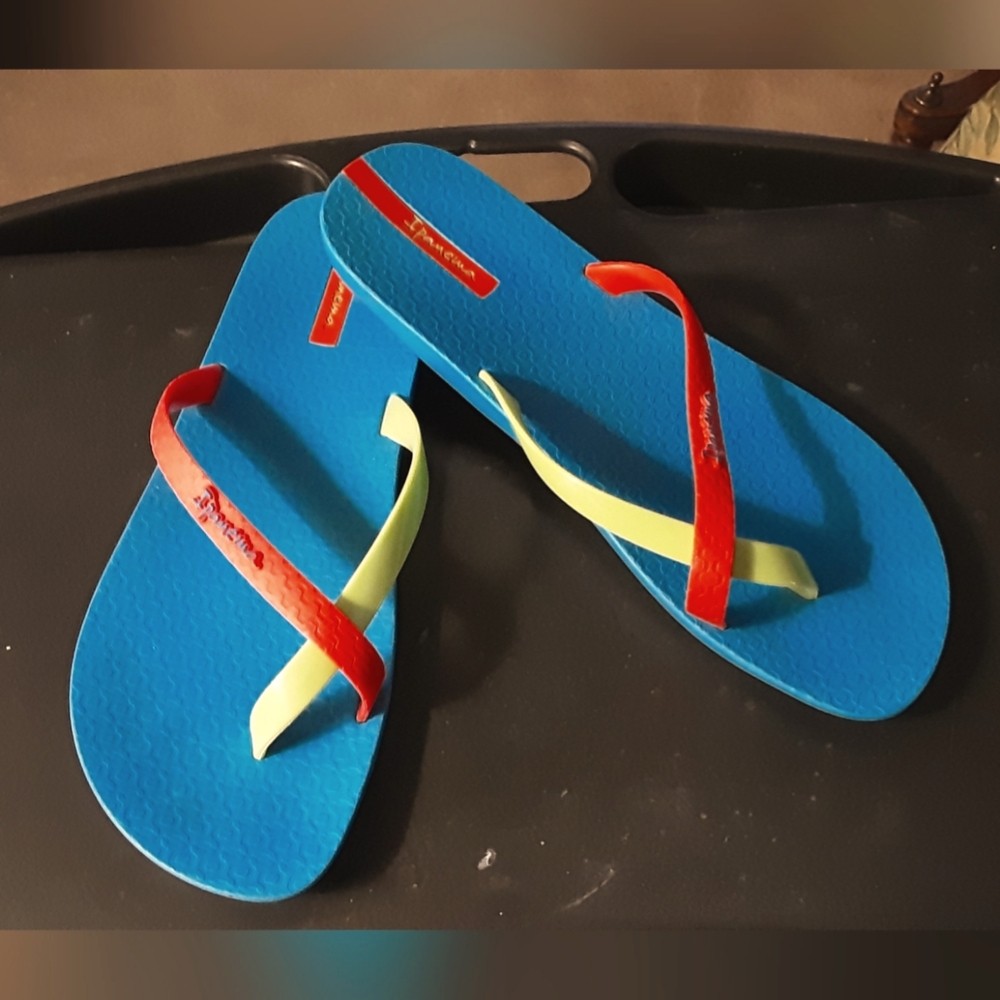 Like New Ipanema Flops